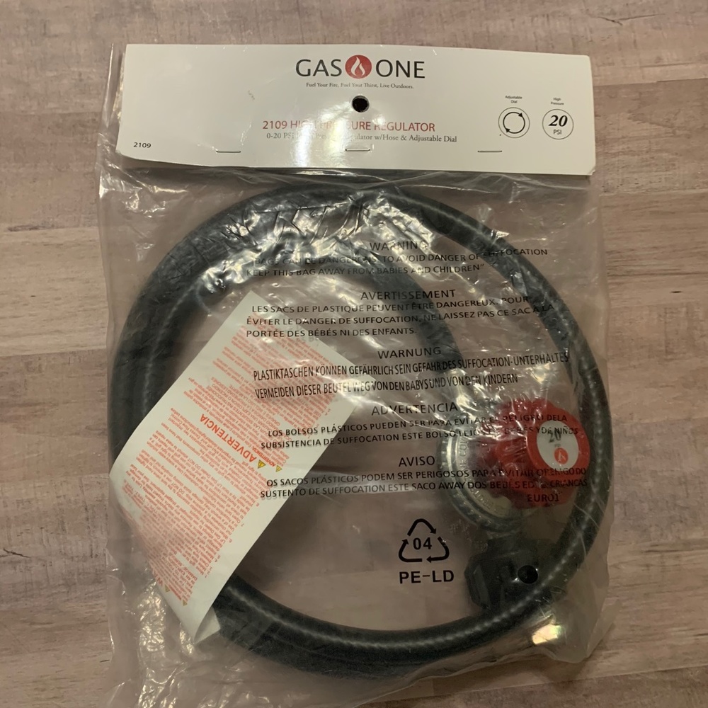 GasOne 2109-RED 4 ft High Pressure 0-20 PSI Adjustable Regulator w/Red QCC-1